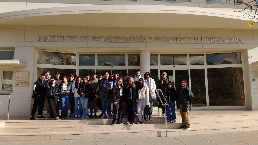 Visita  al Instituto de Parasitología y Biomedicina López Neyra