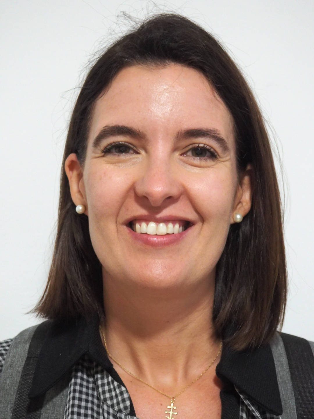 Dª Ana Garrido Martínez